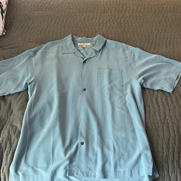 Light blue 100% silk Tommy Bahama button down - Picture 1 of 3